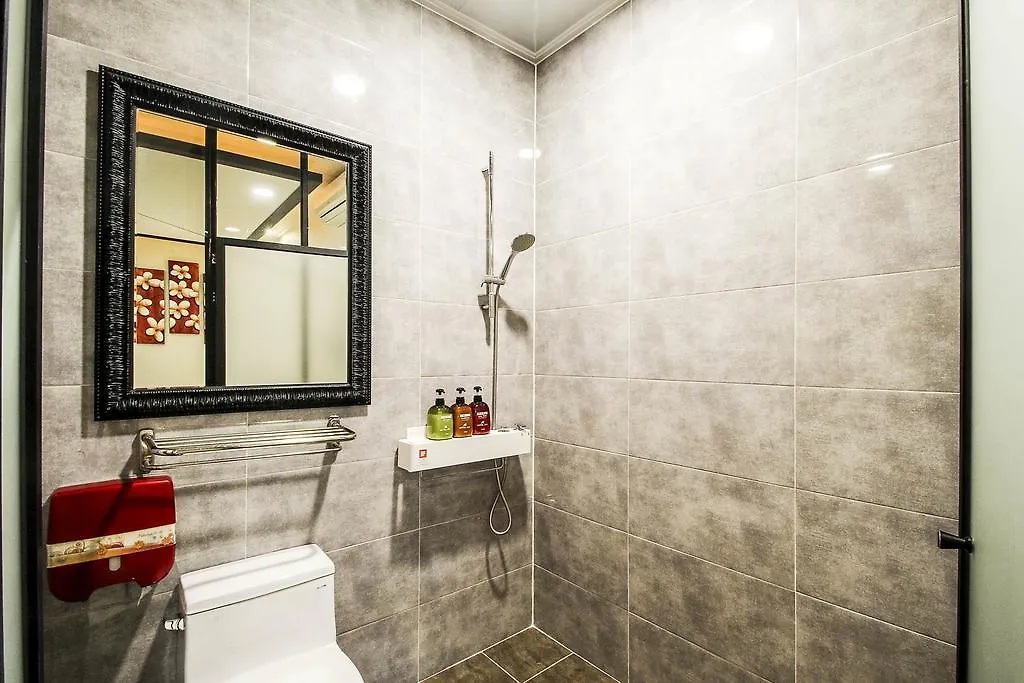 Ara Hotel Пусан 2*,  Южная Корея